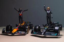 开云官网-阿斯顿马丁逆转红牛车队，塞恩斯高光表现