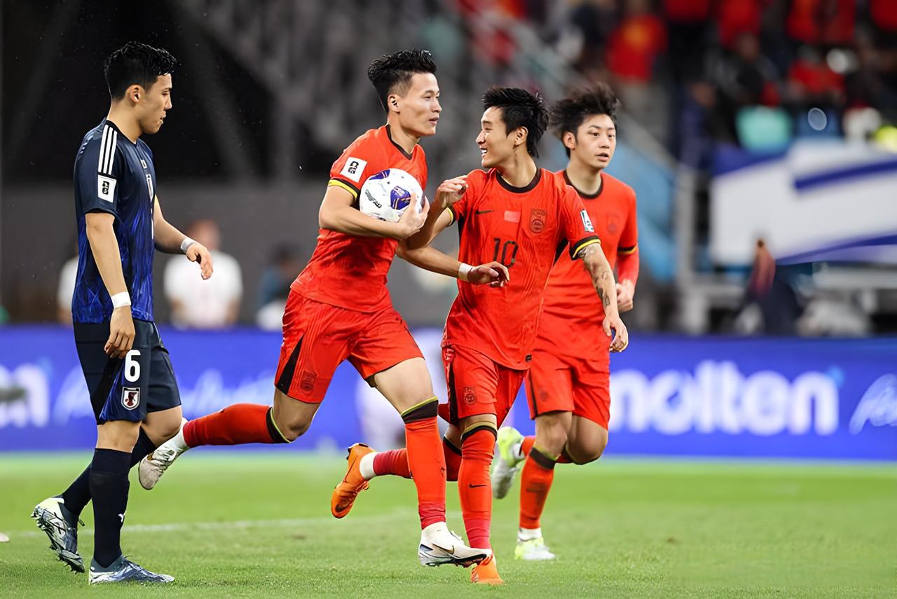 在最近的比赛中,球员们用实际行动证明了自己的强大 在最近的比赛中,球员们用实际行动证明了自己的强大