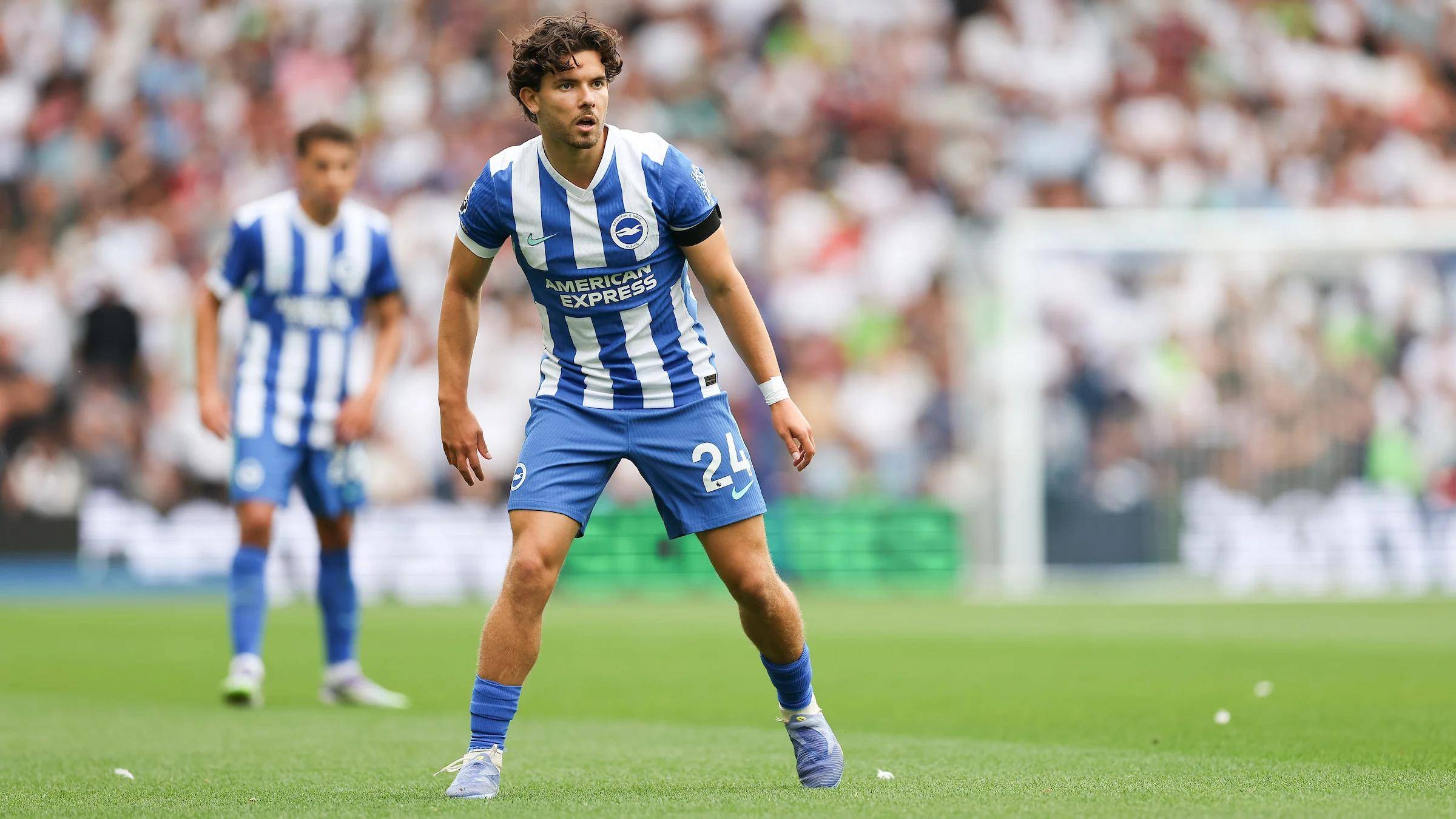 埃弗顿客场大胜布莱顿,士气大振 埃弗顿客场大胜布莱顿,士气大振