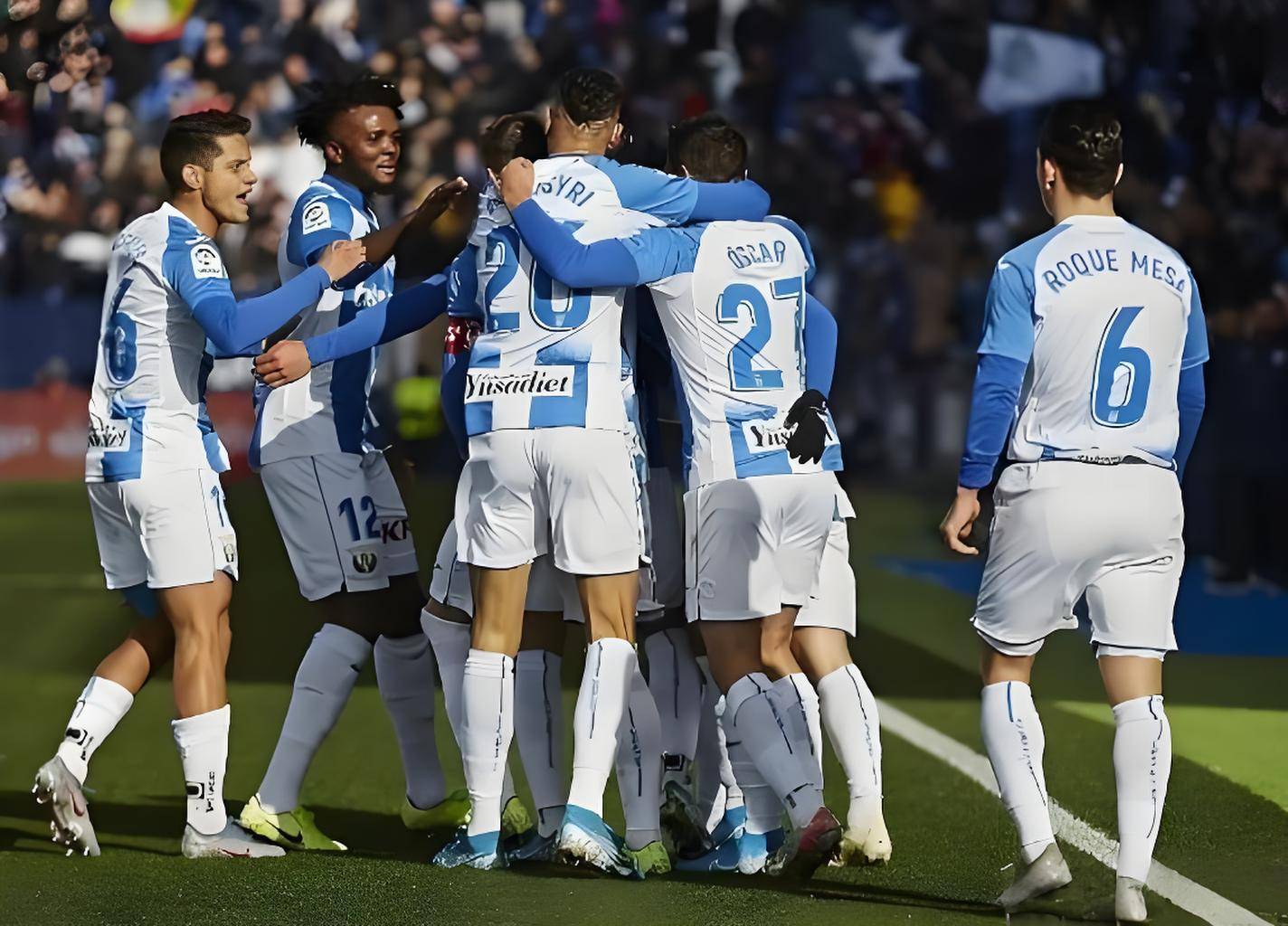 奥萨苏纳客场逼平对手,艰难抢点保持中游位置 奥萨苏纳客场逼平对手,艰难抢点保持中游位置