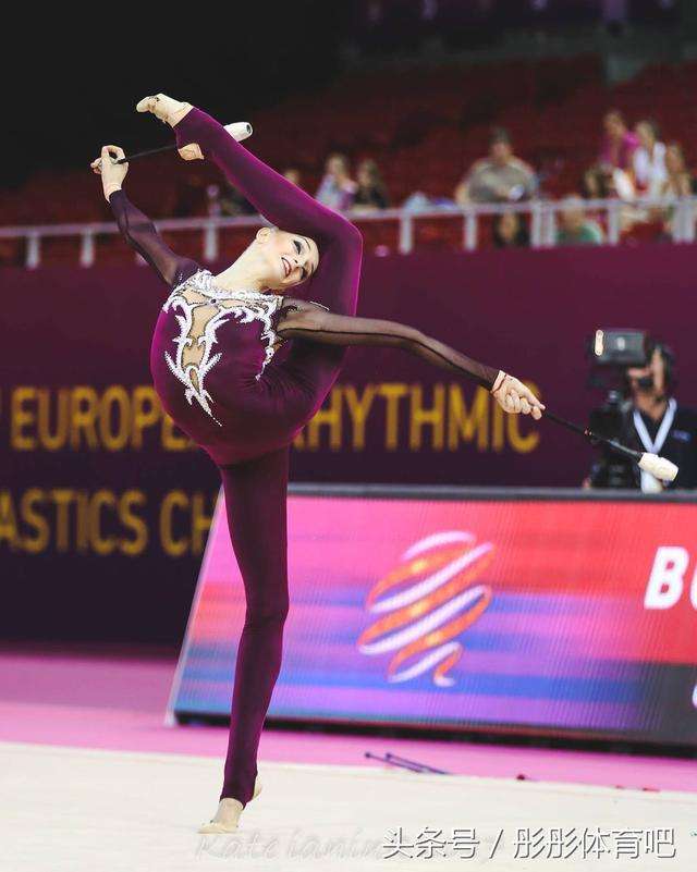 俄罗斯体育代表团在比赛中斩获多面金牌 俄罗斯体育代表团在比赛中斩获多面金牌