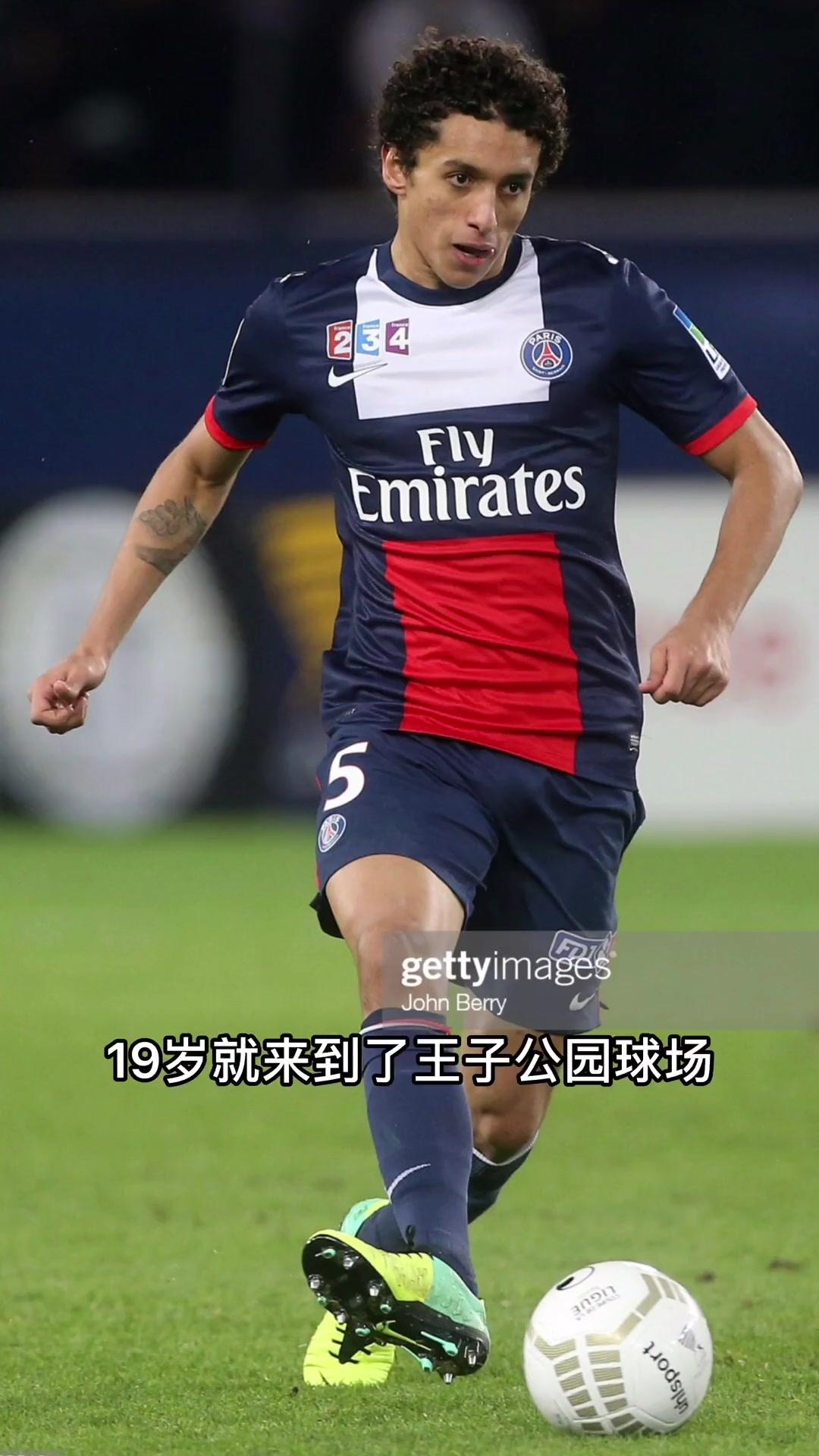 包含葡萄牙逆转塞维利亚，马尔基尼奥斯完成帽子戏法的词条