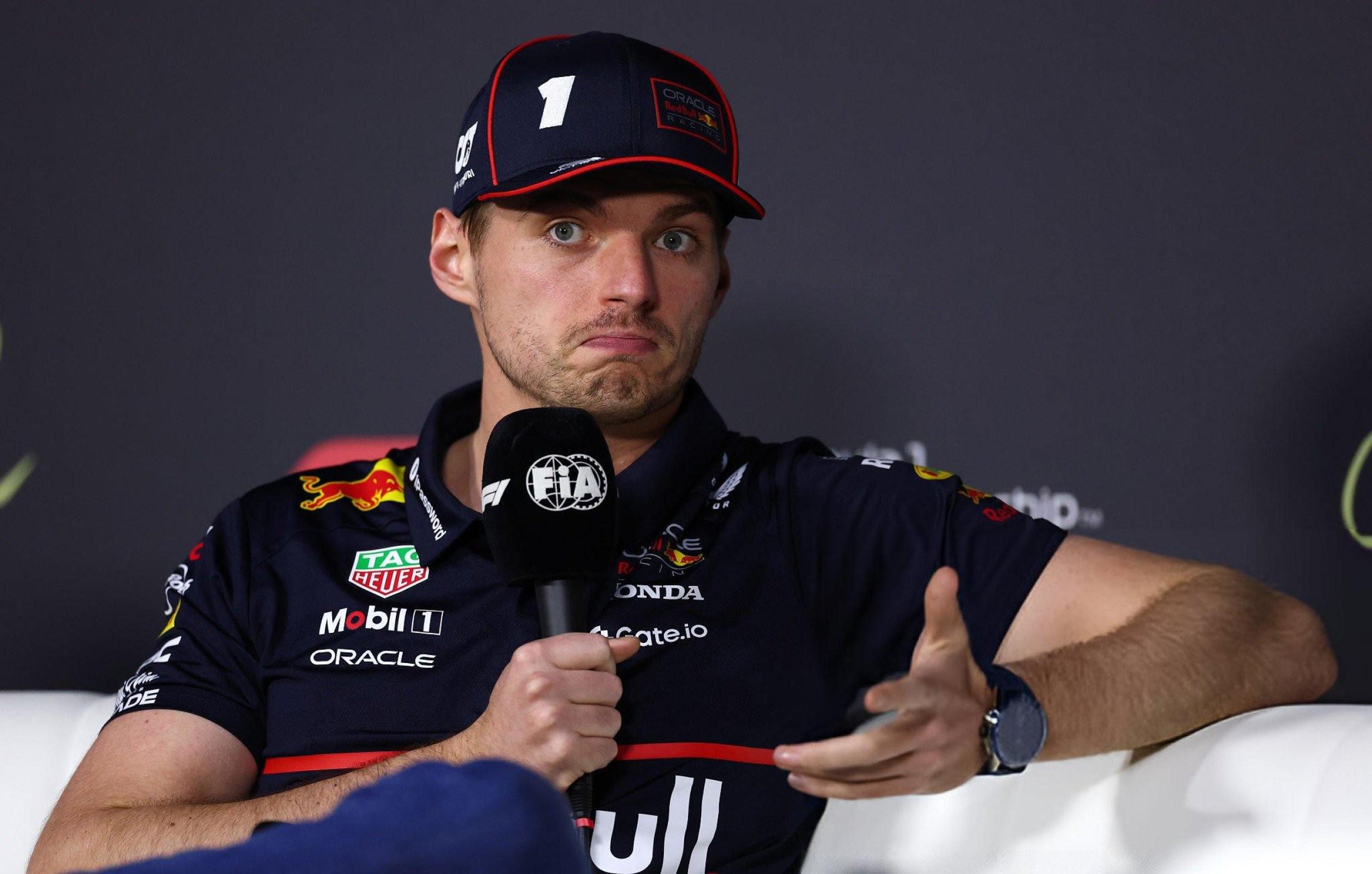 关于红牛车队横扫梅赛德斯，阿隆索扛起全队的信息