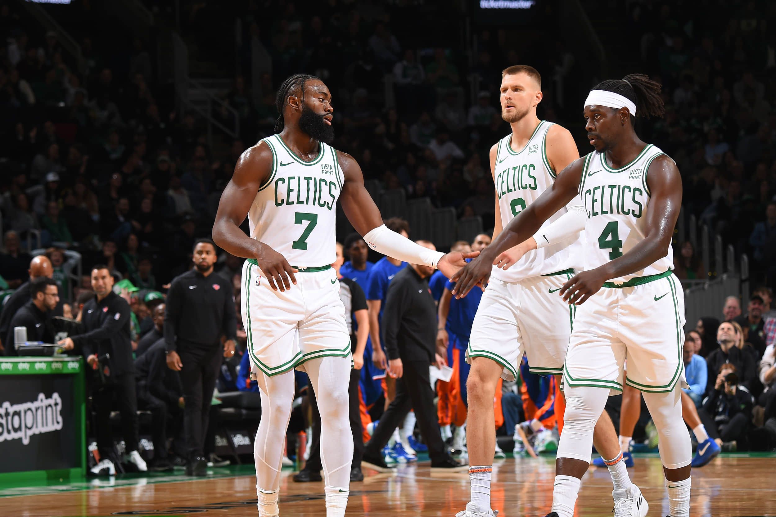 凯尔特人横扫76人，易建联惊艳四座的简单介绍