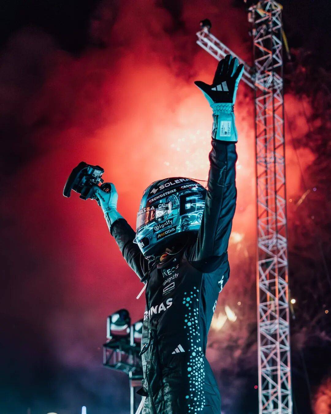 阿斯顿马丁翻盘迈凯伦,拉塞尔刷新纪录的简单介绍 阿斯顿马丁翻盘迈凯伦,拉塞尔刷新纪录的简单介绍