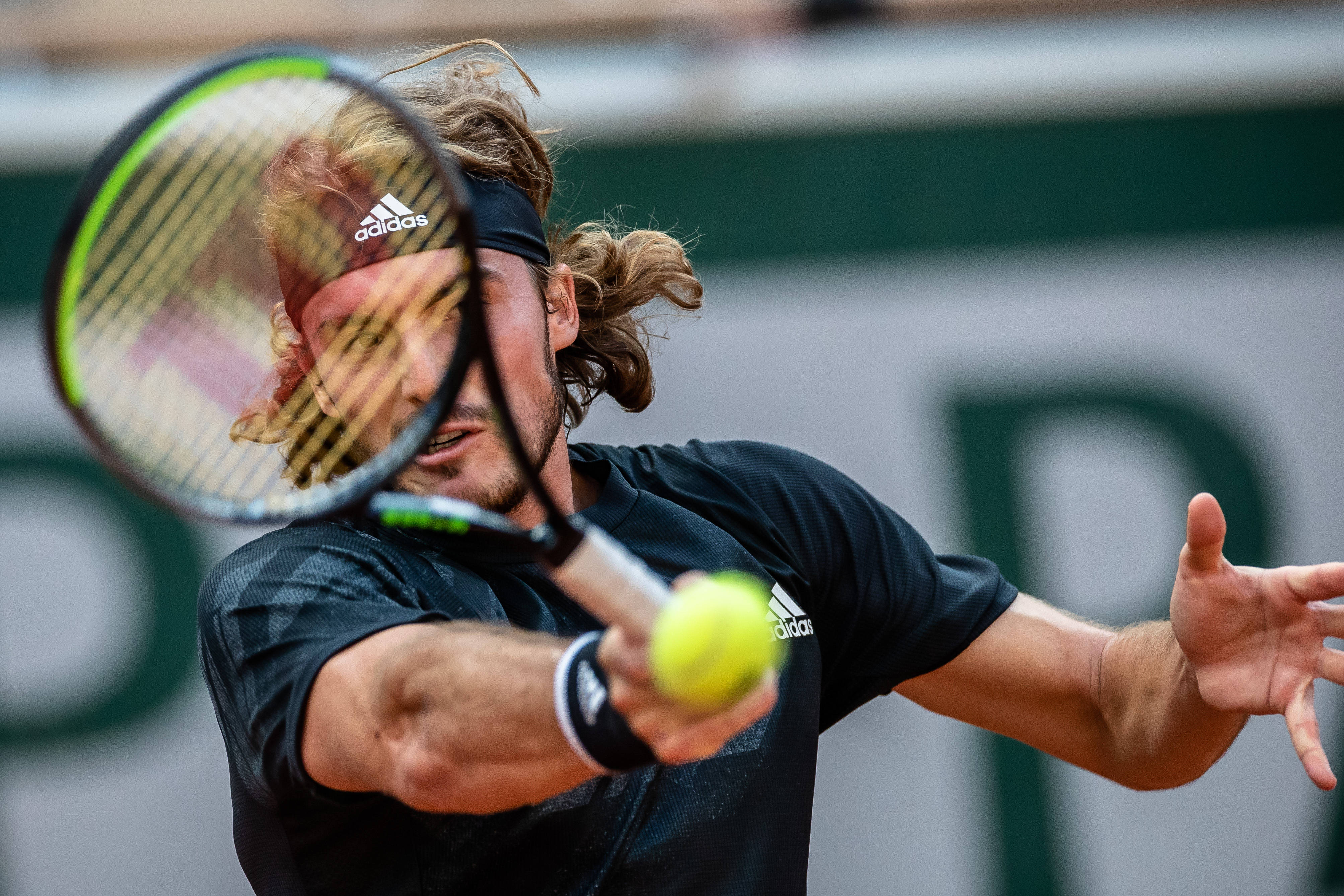 ATP总决赛逆转法网,西西帕斯惊艳四座 ATP总决赛逆转法网,西西帕斯惊艳四座